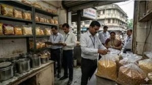 लेबल नाही आणि स्वच्छतेची लेव्हलही नाही; मुलुंडच्या प्रसिद्ध ‘गुप्ता चणा भंडारा’ची मुंढेंनी काढली हवा!
